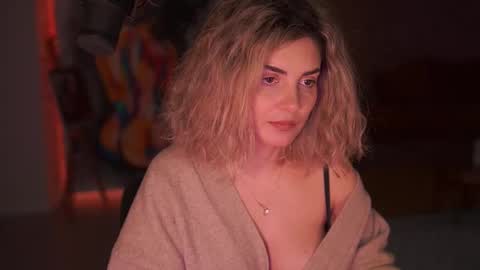 Allie online show from January 7, 12:40 pm