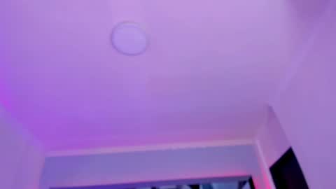 Snapshot of allijadid chatting on February 18, 11:00 am    online show from February 18, 11:00 am