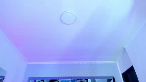 Snapshot of allijadid chatting on February 23, 10:39 am    online show from February 23, 10:39 am