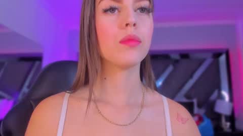 Snapshot of allijadid chatting on November 4, 10:25 am online show from November 4, 10:25 am