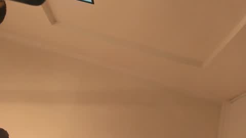    online show from December 18, 11:05 am