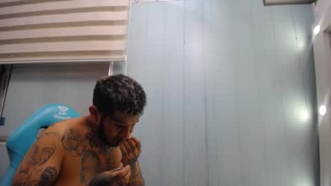 Snapshot of allisonbaby_ chatting on March 2, 7:15 am allison online show from March 2, 7:15 am