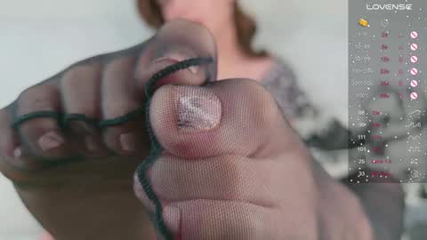 Snapshot of allisonmoonlight chatting on December 25, 10:28 am allisonmoonlight online show from December 25, 10:28 am