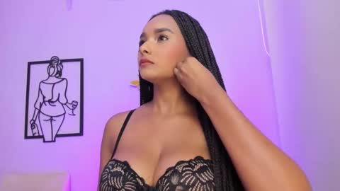 Snapshot of allisonn_bell chatting on October 25, 8:36 pm Allison online show from October 25, 8:36 pm