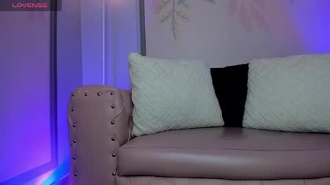 Allison online show from April 16, 3:07 am