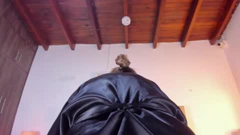 allisson online show from October 21, 12:06 pm