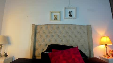 allisson online show from April 8, 12:05 pm