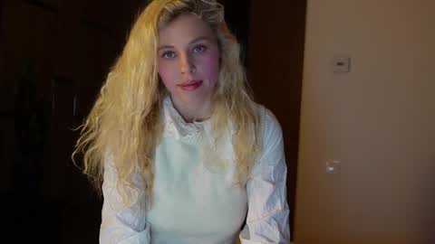 Snapshot of allissonhotbb chatting on February 1, 3:50 pm allissonhotbb online show from February 1, 3:50 pm