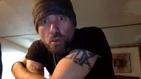 Snapshot of allitrunnin chatting on November 28, 12:30 pm allitrunnin online show from November 28, 12:30 pm