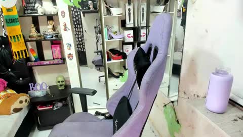 Snapshot of allsson_miller chatting on October 30, 3:19 am allsson_miller online show from October 30, 3:19 am