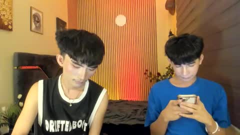 kim and josh online show from October 27, 8:18 am