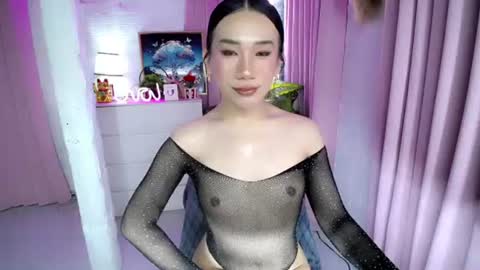 mj online show from June 27, 5:23 am