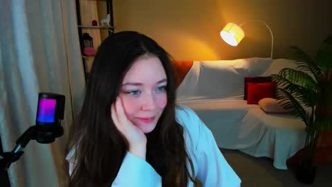 alluringeyess online show from February 19, 5:31 pm