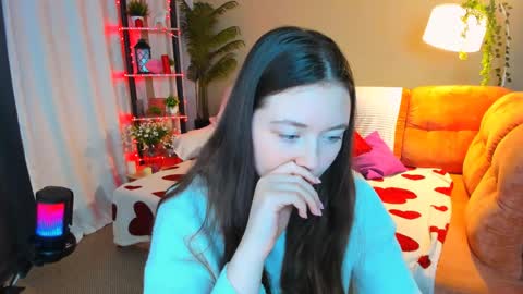 alluringeyess online show from April 7, 4:40 pm