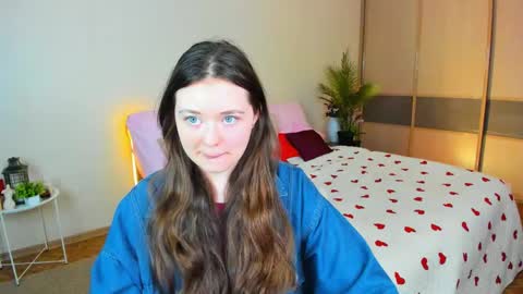alluringeyess online show from May 21, 4:47 pm