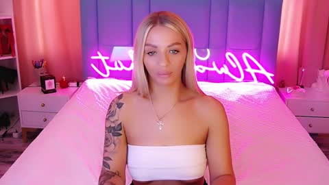 AlwaysHot online show from January 7, 6:05 am