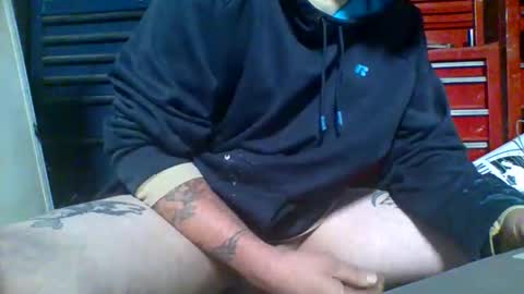 allwolf0323 online show from October 24, 8:44 am