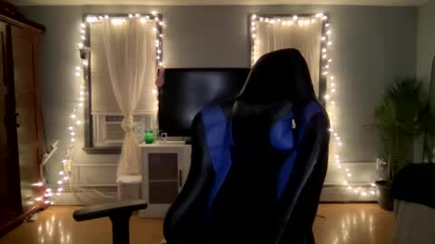 Snapshot of allyanalangel chatting on March 5, 2:57 am allyanalangel online show from March 5, 2:57 am