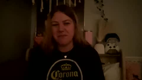 Snapshot of allyanalangel chatting on March 7, 11:49 pm allyanalangel online show from March 7, 11:49 pm