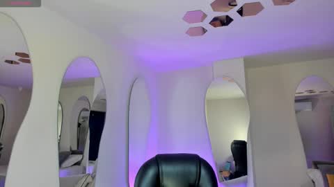 Alisson online show from November 30, 10:19 am