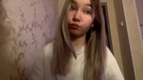 Trisha online show from February 13, 6:26 pm