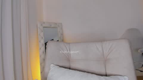 Kelly  online show from March 9, 12:53 pm