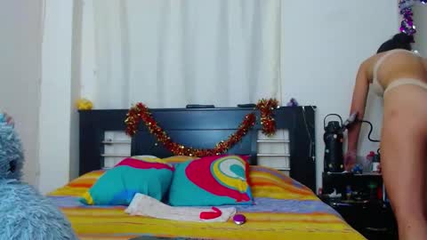 Snapshot of allyson_collins_ chatting on February 26, 12:16 am Allyson collins online show from February 26, 12:16 am