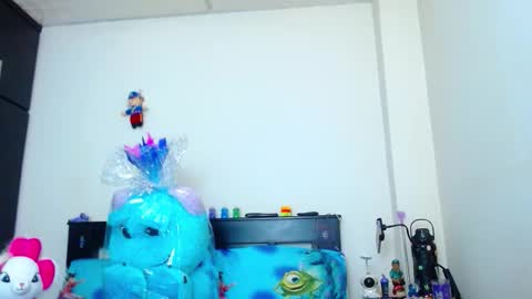 Snapshot of allyson_collins_ chatting on September 16, 4:02 am Allyson collins online show from September 16, 4:02 am