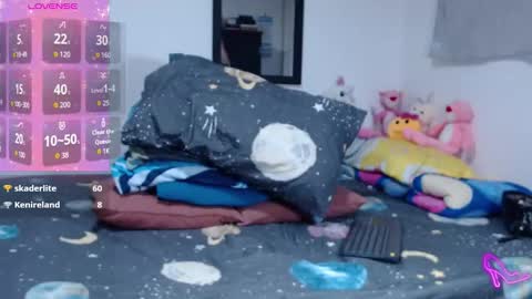 Snapshot of allysonstonne chatting on October 24, 1:03 am Allysonstonnes online show from October 24, 1:03 am