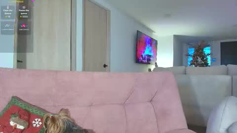 Ally   online show from November 7, 9:15 pm