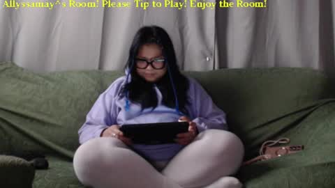 Allyssamay online show from January 3, 9:25 am