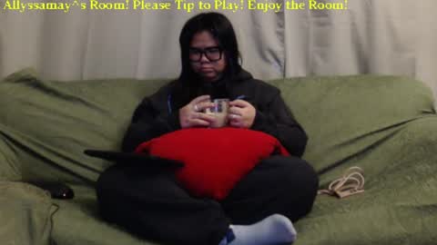 Allyssamay online show from January 13, 3:23 am