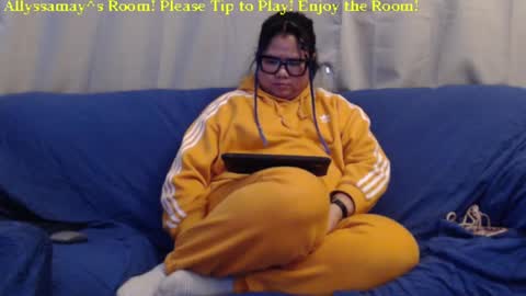 Allyssamay online show from January 24, 6:57 am