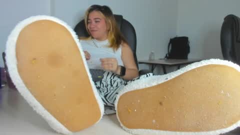 ALMA FENIX  online show from April 5, 5:26 am