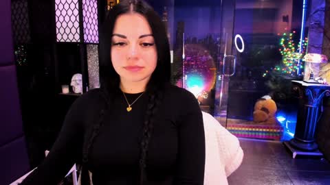 Snapshot of alma_pearl chatting on December 23, 11:57 am Alma online show from December 23, 11:57 am