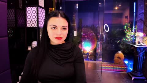 Snapshot of alma_pearl chatting on December 28, 7:55 am Alma online show from December 28, 7:55 am