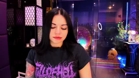 Snapshot of alma_pearl chatting on December 30, 10:10 am Alma online show from December 30, 10:10 am