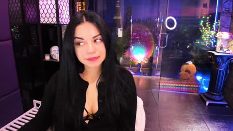 Snapshot of alma_pearl chatting on January 24, 7:51 am Alma online show from January 24, 7:51 am