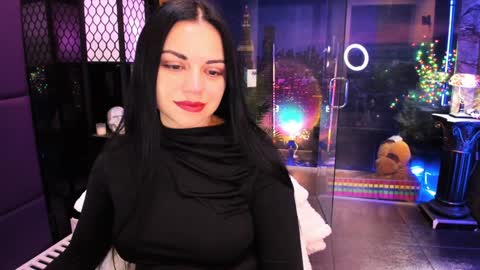 Snapshot of alma_pearl chatting on January 28, 7:43 am Alma online show from January 28, 7:43 am