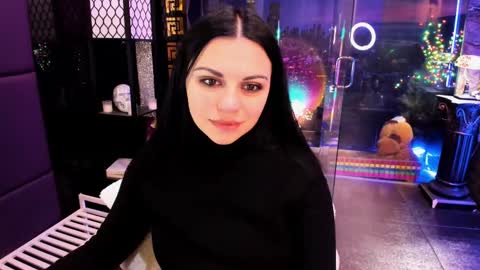 Snapshot of alma_pearl chatting on February 20, 7:34 am Alma online show from February 20, 7:34 am