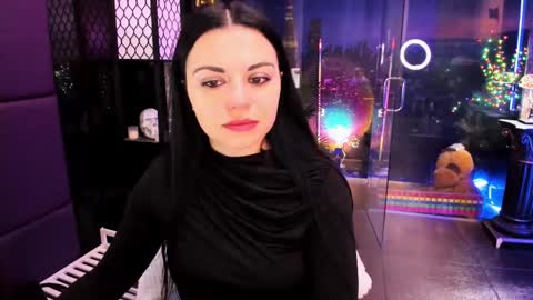 Snapshot of alma_pearl chatting on February 25, 7:31 am Alma online show from February 25, 7:31 am