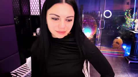 Snapshot of alma_pearl chatting on February 25, 10:37 am Alma online show from February 25, 10:37 am