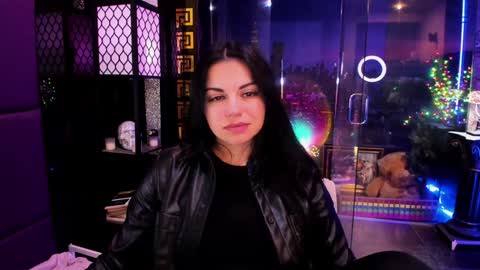 Snapshot of alma_pearl chatting on October 10, 6:23 am Alma online show from October 10, 6:23 am