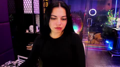 Snapshot of alma_pearl chatting on October 18, 8:26 am Alma online show from October 18, 8:26 am