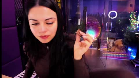 Snapshot of alma_pearl chatting on November 1, 9:55 am Alma online show from November 1, 9:55 am