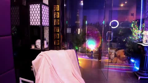 Snapshot of alma_pearl chatting on November 5, 7:52 am Alma online show from November 5, 7:52 am