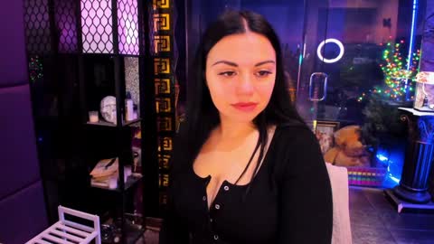 Snapshot of alma_pearl chatting on November 21, 7:07 am Alma online show from November 21, 7:07 am