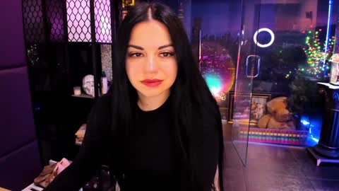 Snapshot of alma_pearl chatting on November 25, 8:36 am Alma online show from November 25, 8:36 am