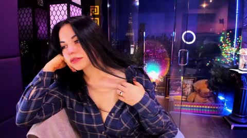 Snapshot of alma_pearl chatting on December 4, 7:39 am Alma online show from December 4, 7:39 am