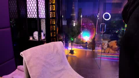 Snapshot of alma_pearl chatting on December 14, 9:36 am Alma online show from December 14, 9:36 am